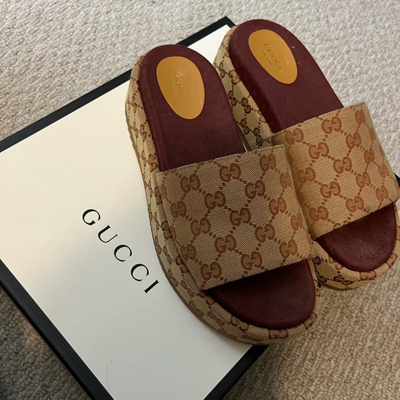 Gucci Platform Sandals - Picture 1 of 9